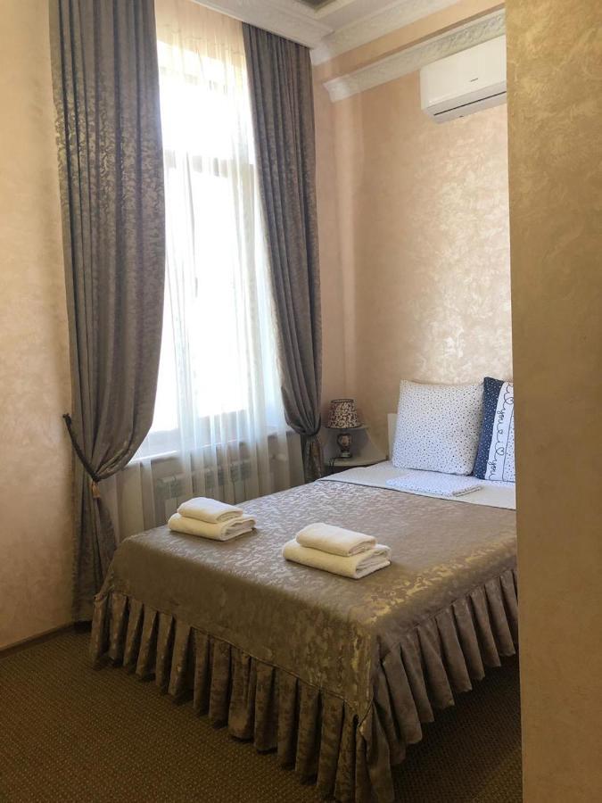 Гостиный Двор Надежда Hotel Khlibodarske Exterior photo