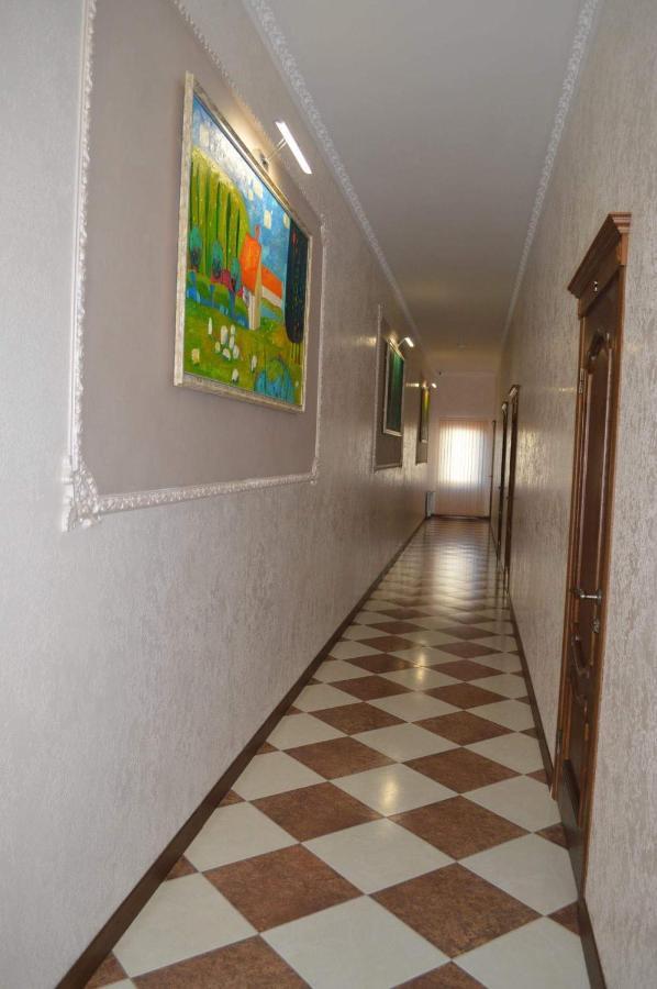 Гостиный Двор Надежда Hotel Khlibodarske Exterior photo